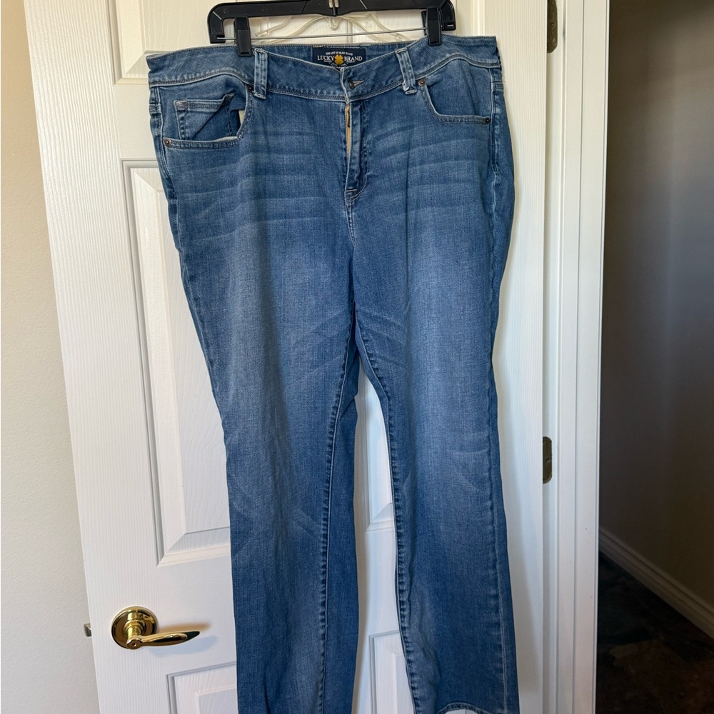 Lucky Brand Blue Straight Leg Jeans - Georgia Straight